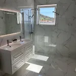 Airport Luxury & Apartment