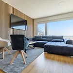 Apartment Airport Luxury &