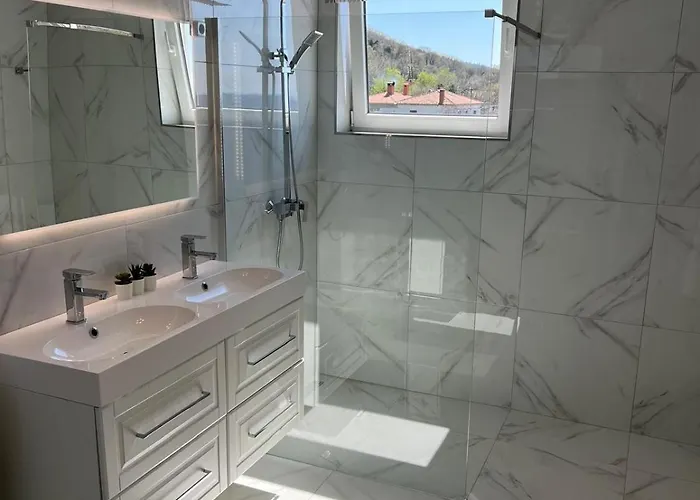Airport Luxury & Apartman