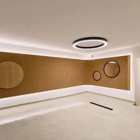 Airport Luxury & Apartment