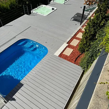 Airport Luxury & Apartment *