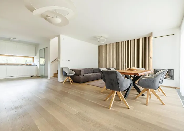 Lejlighed Airport Luxury & Prag